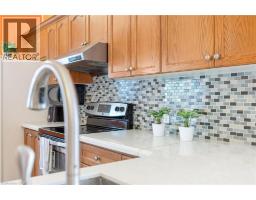 402 WOODROW Drive - 8