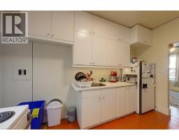 162 CHURCH Street - 33