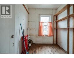 52 ELLIS Street - 36