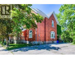 126 ALBERT Street - 1
