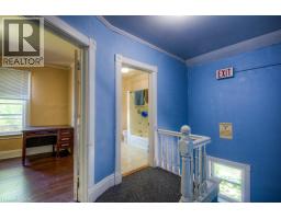 126 ALBERT Street - 28