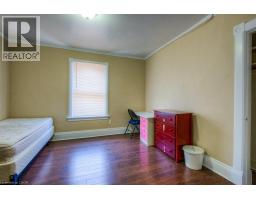 126 ALBERT Street - 33