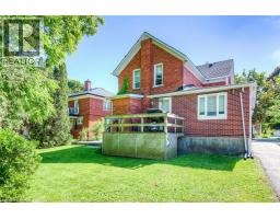 126 ALBERT Street - 39