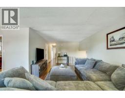 295 HALLER Crescent - 11