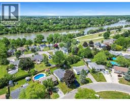 295 HALLER Crescent - 35