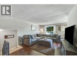 295 HALLER Crescent - 9