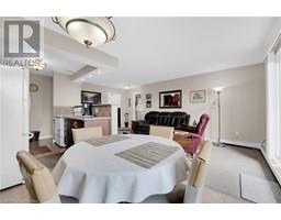 793 COLBORNE Street E UnitNo. 512 - 15