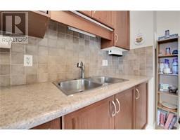 793 COLBORNE Street E UnitNo. 512 - 17