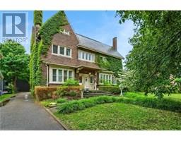122 DUFFERIN Avenue - 2