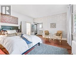 122 DUFFERIN Avenue - 26