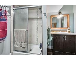 122 DUFFERIN Avenue - 41