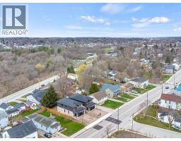 256 W KING Street - 3
