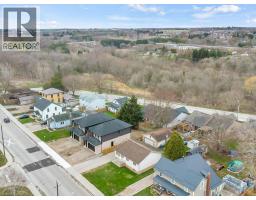 256 W KING Street - 4