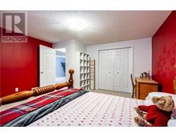 19 HANLON Place UnitNo. 3 - 20