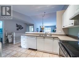 19 HANLON Place UnitNo. 3 - 8