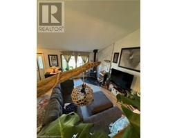 24 WOODHOUSE Avenue - 10