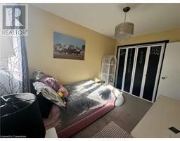 24 WOODHOUSE Avenue - 22