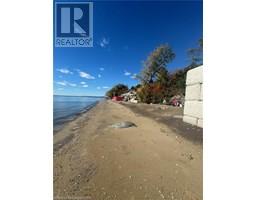24 WOODHOUSE Avenue - 29