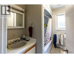 104 BONIFACE Avenue - 28