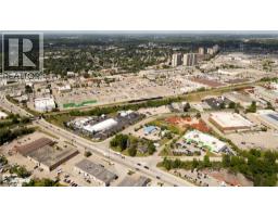 28 MANITOU Drive - 5