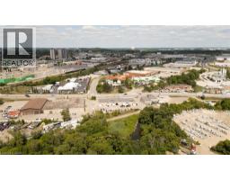 28 MANITOU Drive - 8