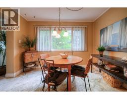 30 GREEN VALLEY Drive UnitNo. 3 - 12