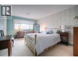 30 GREEN VALLEY Drive UnitNo. 3 - 24