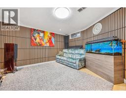 203 FAIRWAY RD N Road UnitNo. 13 - 16