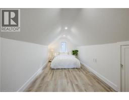 268 CAMERON Street N - 10