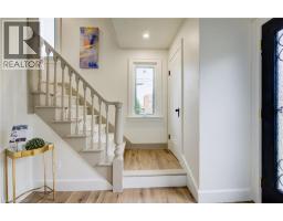 268 CAMERON Street N - 12