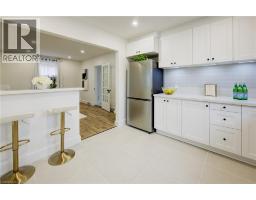 268 CAMERON Street N - 17