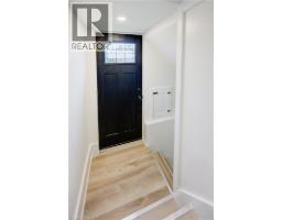 268 CAMERON Street N - 21
