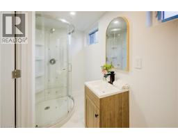 268 CAMERON Street N - 27