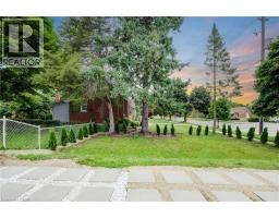 268 CAMERON Street N - 30