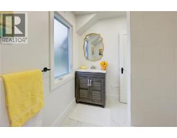 268 CAMERON Street N - 7