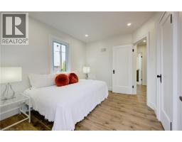 268 CAMERON Street N - 8