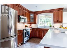 66 GARDEN Avenue - 12