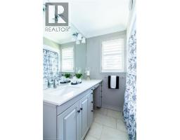 66 GARDEN Avenue - 22