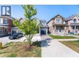 28 PICKETT Place - 3