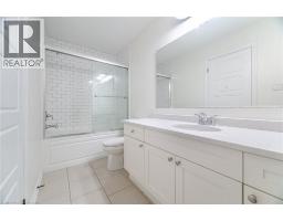 28 PICKETT Place - 38