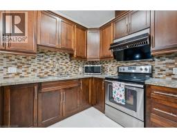 62 TURNER Avenue - 12