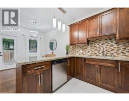 62 TURNER Avenue - 13