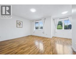 62 TURNER Avenue - 20