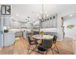 89 LLOYMINN Avenue - 16