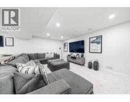89 LLOYMINN Avenue - 40