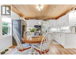 10 FOURTH Avenue - 12