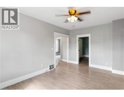 35 PEEL Street - 4