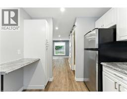 141 BAY Street UnitNo. 25 - 9