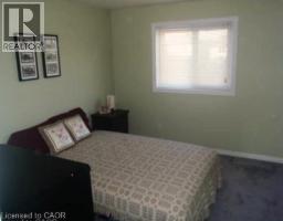 22 BEECHMANOR Crescent - 7