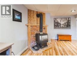 210 MACKENZIE Crescent - 26